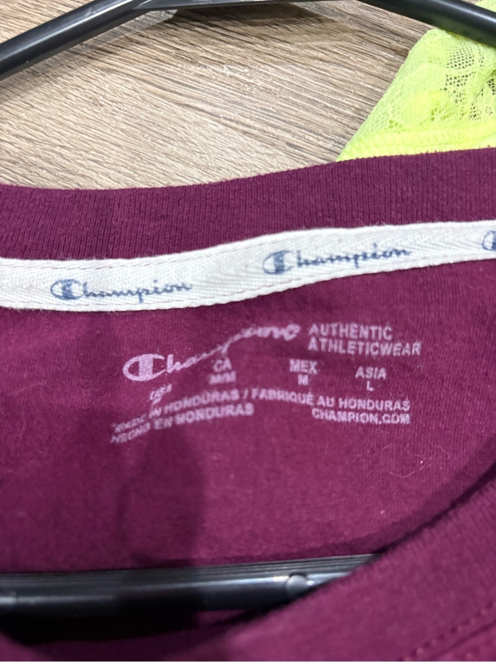 Champion Assorted Brands Activewear Box Medium - Picture 13 of 16